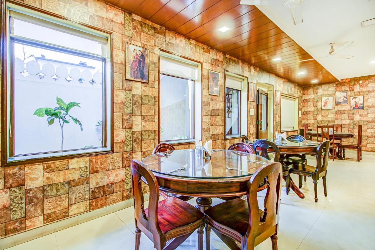 Fabexpress Utsav Villas Джапур Экстерьер фото